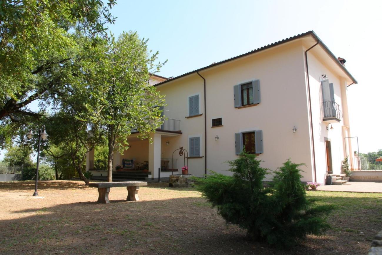 Agriturismo Casale Zuccari Caprarola Bagian luar foto