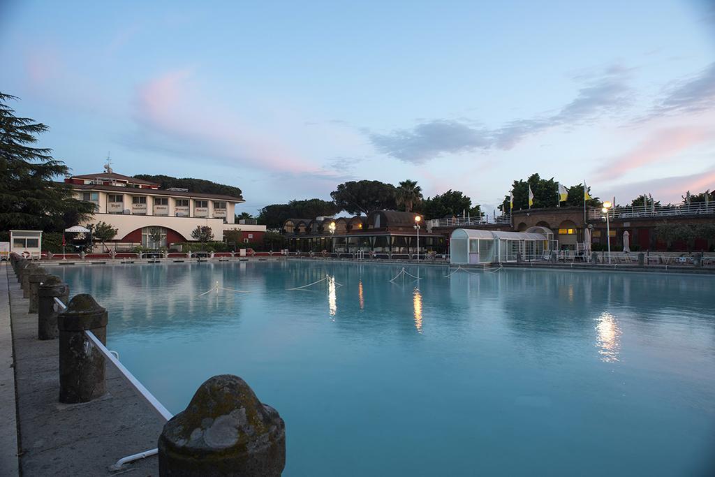 Agriturismo Casale Zuccari Caprarola Bagian luar foto
