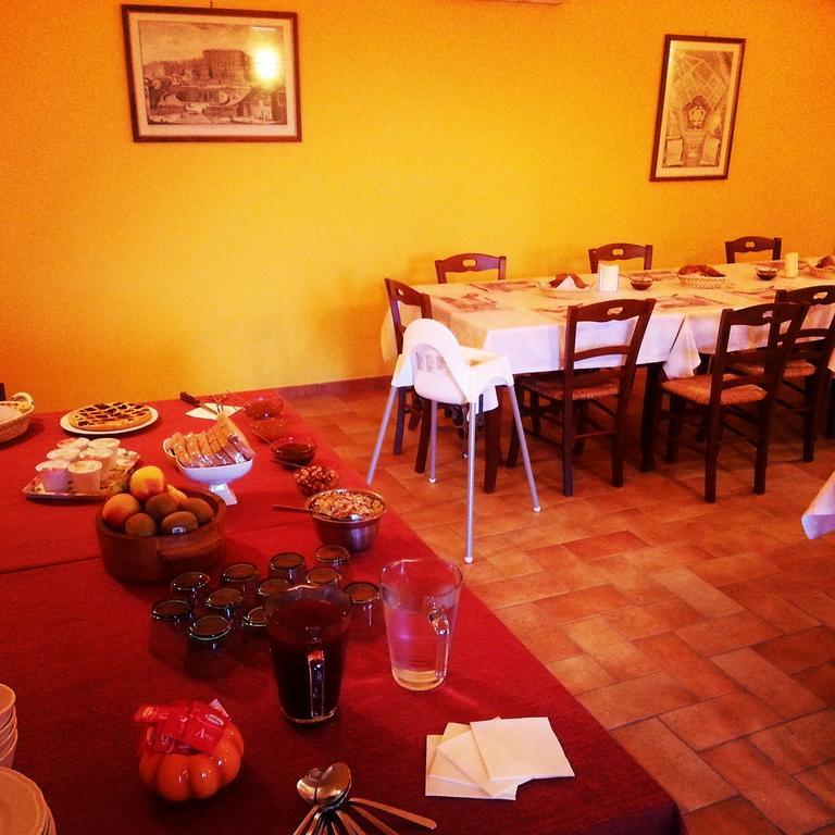 Agriturismo Casale Zuccari Caprarola Bagian luar foto